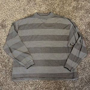 Gulf Traders men’s XL black gray striped shirt
